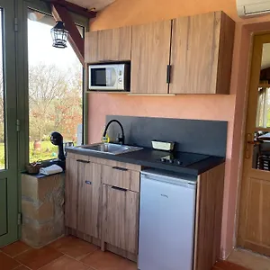 Bed & Breakfast D'hotes Insolite Dans Un Pigeonnier A 5 Minutes De Marciac Gers, Monlezun